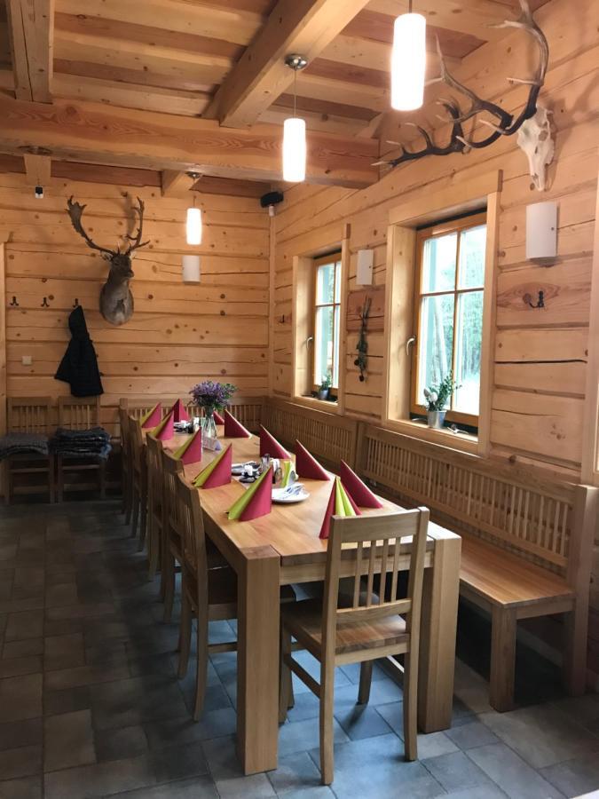 Kamenacka Myslivna Hotel Moravany  Luaran gambar