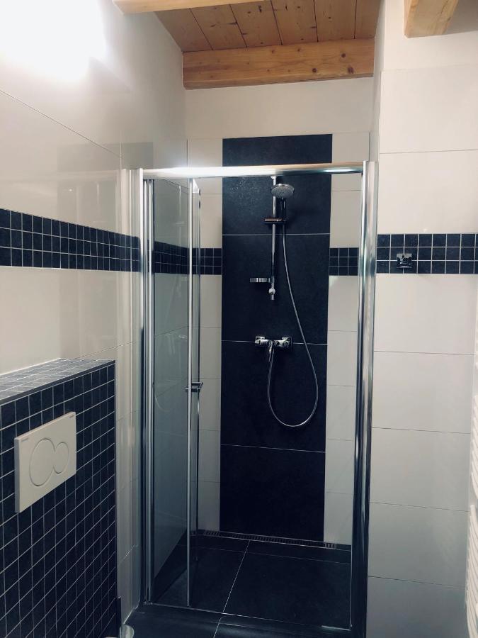 Kamenacka Myslivna Hotel Moravany  Luaran gambar