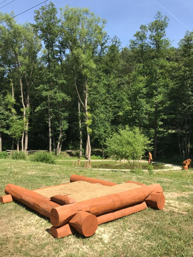 Kamenacka Myslivna Hotel Moravany  Luaran gambar